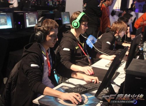 LCK第八周：HLE锁定前二、DK锁定季后赛，Peyz仍在POG榜