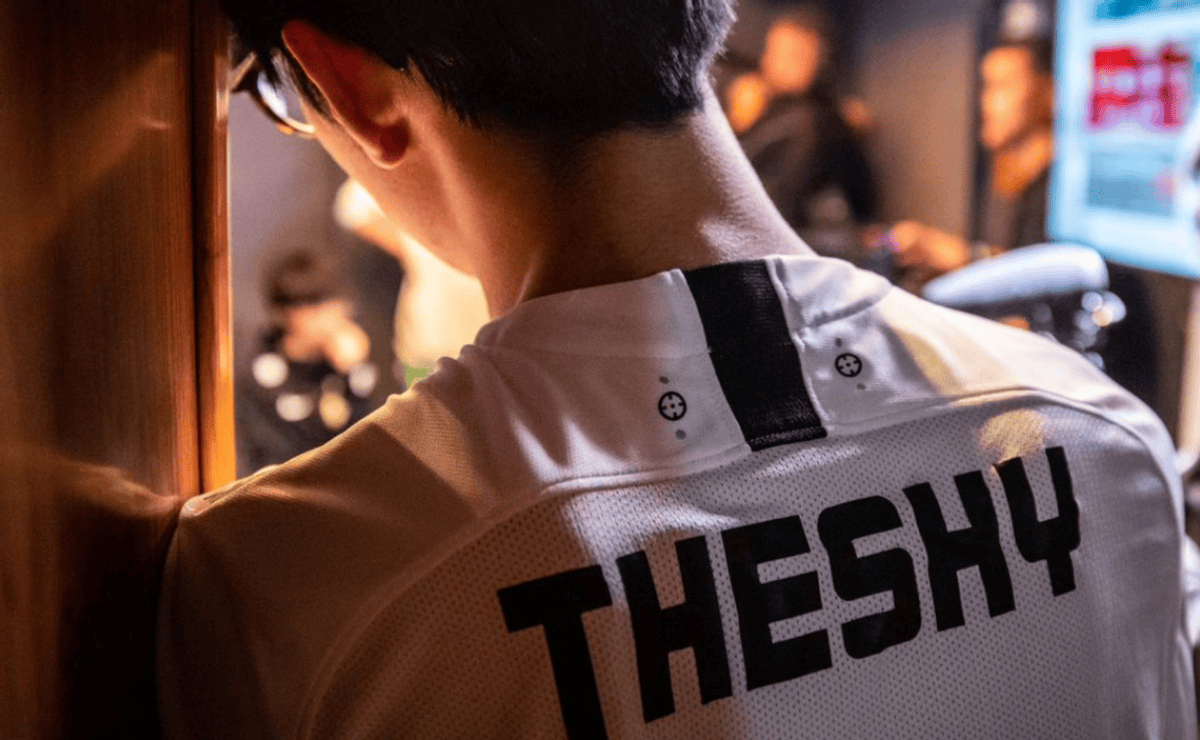 jL在ESL Pro League第20赛季赢得MVP