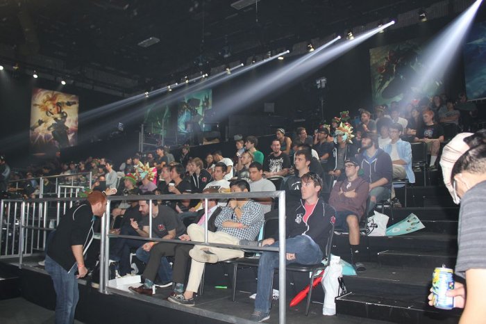 s1mple 的一位课程广告合作伙伴声称他被欺骗了，并提供了他的证据